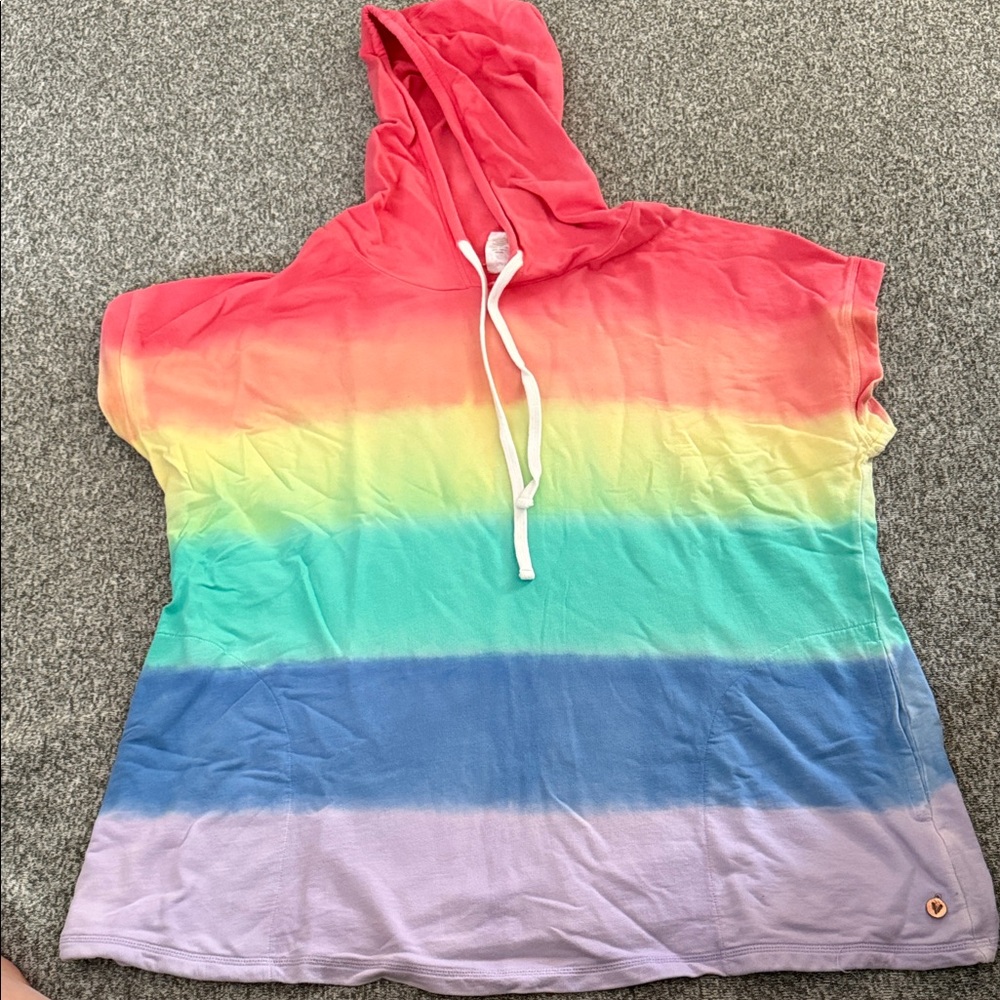 Livi Active Rainbow Gradient Short Sleeve Hoodie